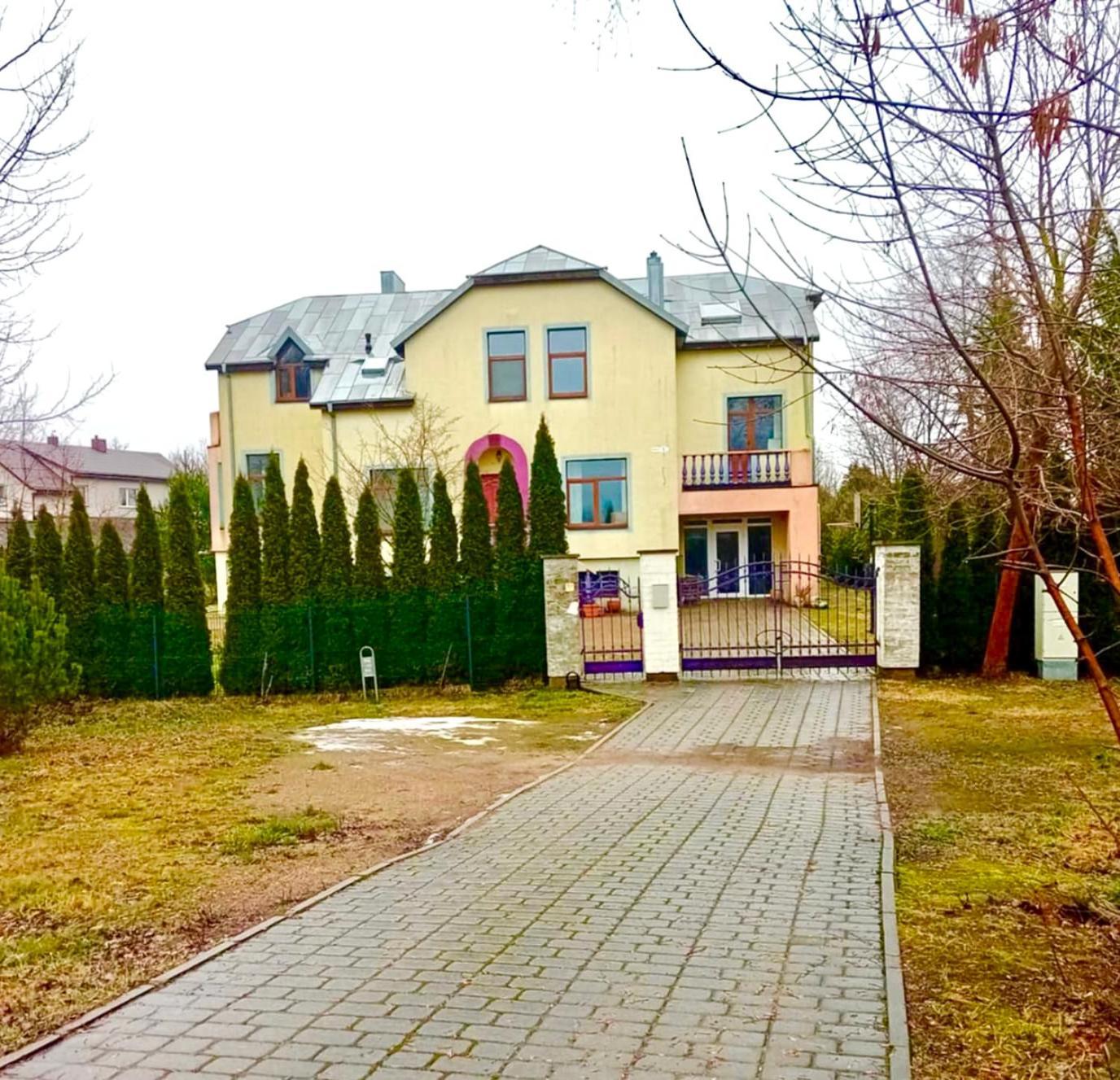 Wonderful 7 Bedroom Home In Vilnius Didzioji Reise エクステリア 写真