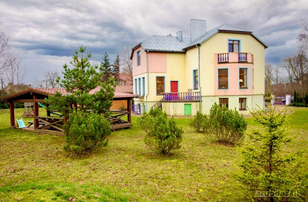 Wonderful 7 Bedroom Home In Vilnius Didzioji Reise エクステリア 写真