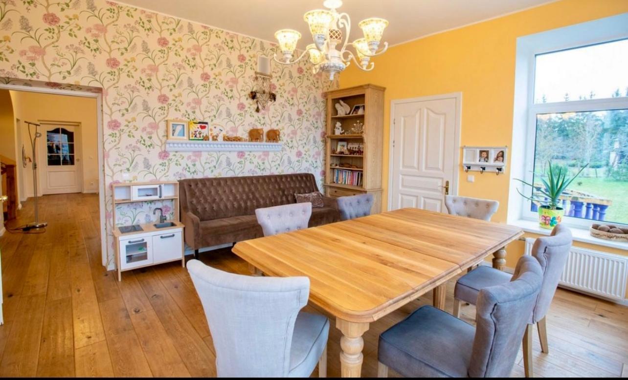 Wonderful 7 Bedroom Home In Vilnius Didzioji Reise エクステリア 写真